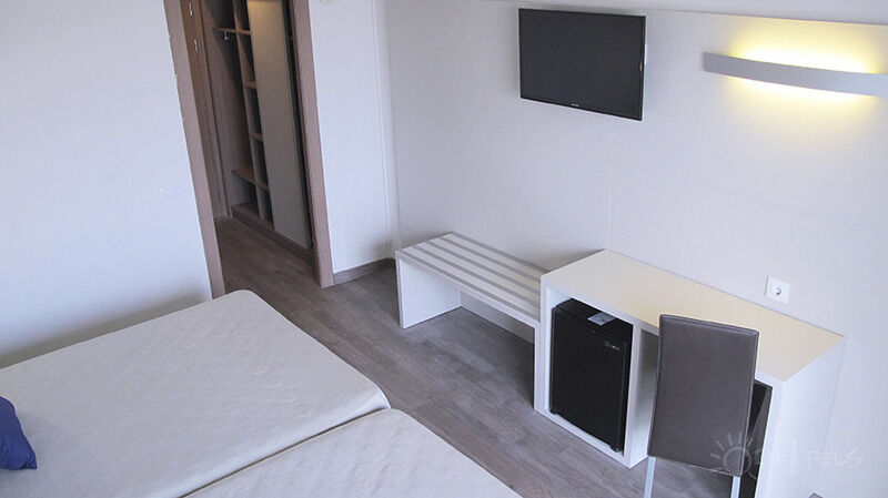 Ohtels Villa Dorada Salou Exterior photo